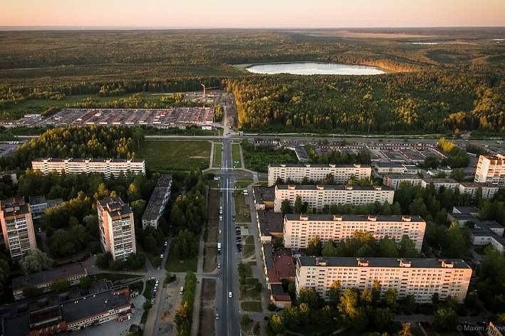 В августе в Сосновом Бору обсудят комплексные кадастровые работы по микрорайонам 10Б и 15 и СНТ «Строитель», а также проект межевания 1 микрорайона